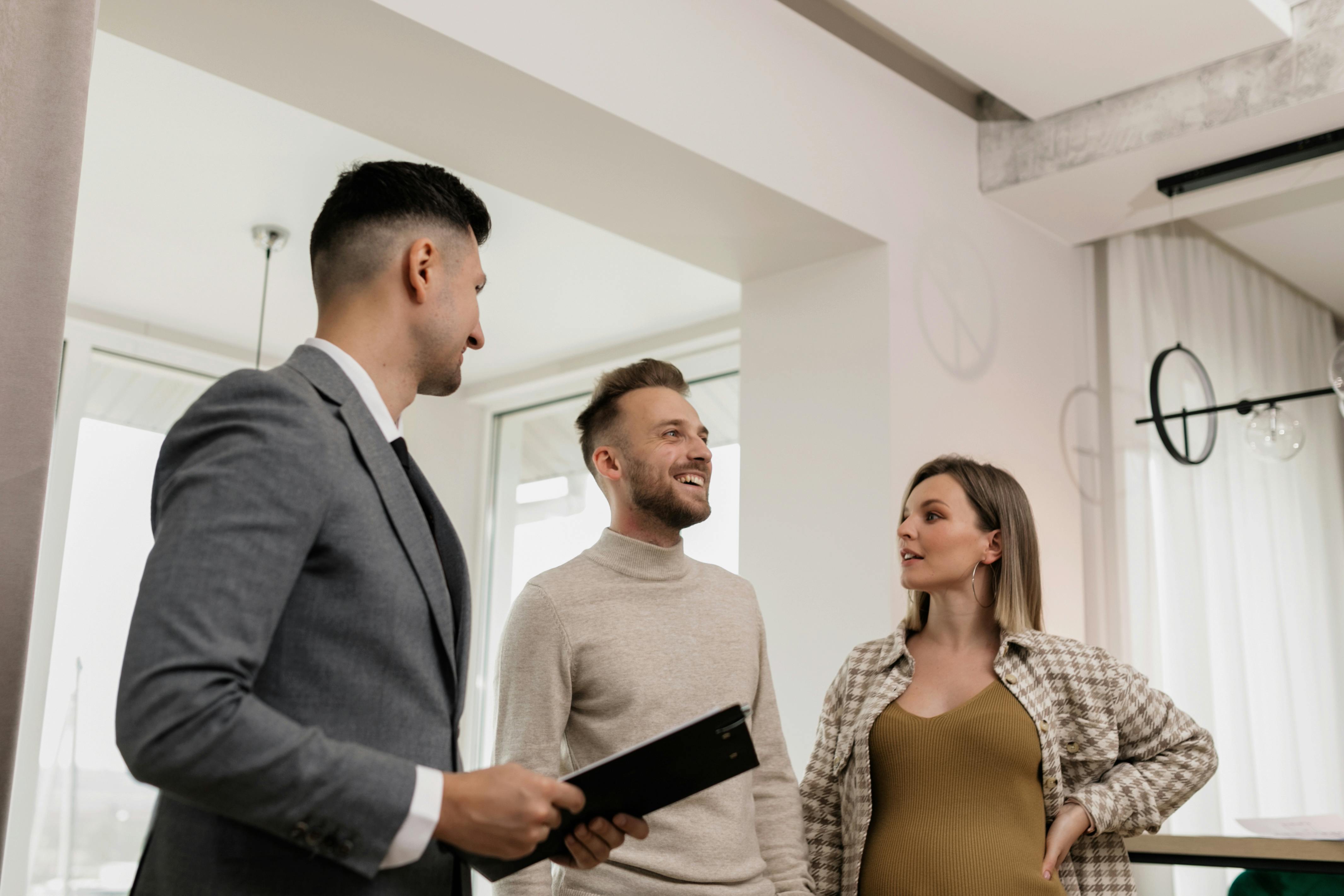 Why Choosing a Realtor is Worth the Commission
